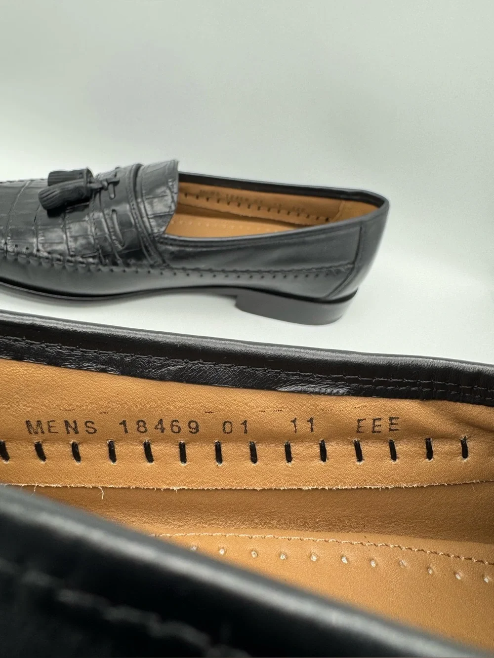 Florsheim Pisa Tassel Loafer Mens Size 11 3E Black Leather Croc Embossed Slip On